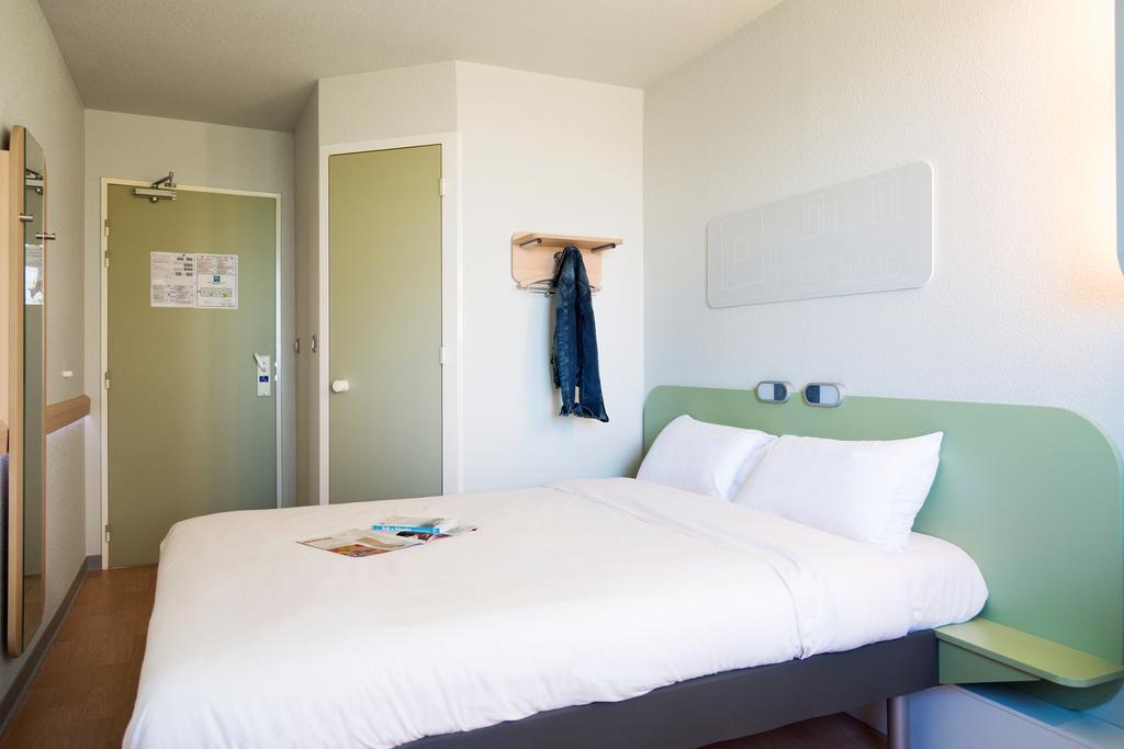 Ibis Budget กรองวิลล์ ภายนอก รูปภาพ